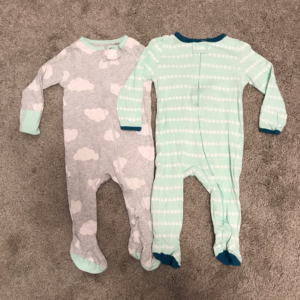 2 x Cloud Island Baby Sleepers (6-9 months)